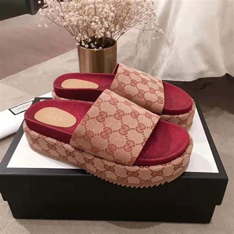 Gucci sliders for women UK